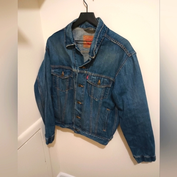 Levi's Other - Vintage Levi’s 70507 V Pocket Work Denim Jean Trucker Jacket Men’s Size Med